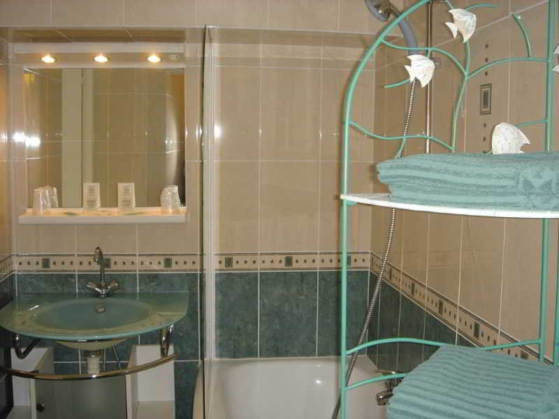 Hotel Acostel Meaux Exterior photo