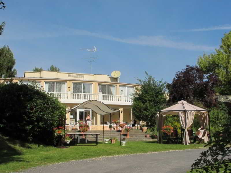 Hotel Acostel Meaux Exterior photo