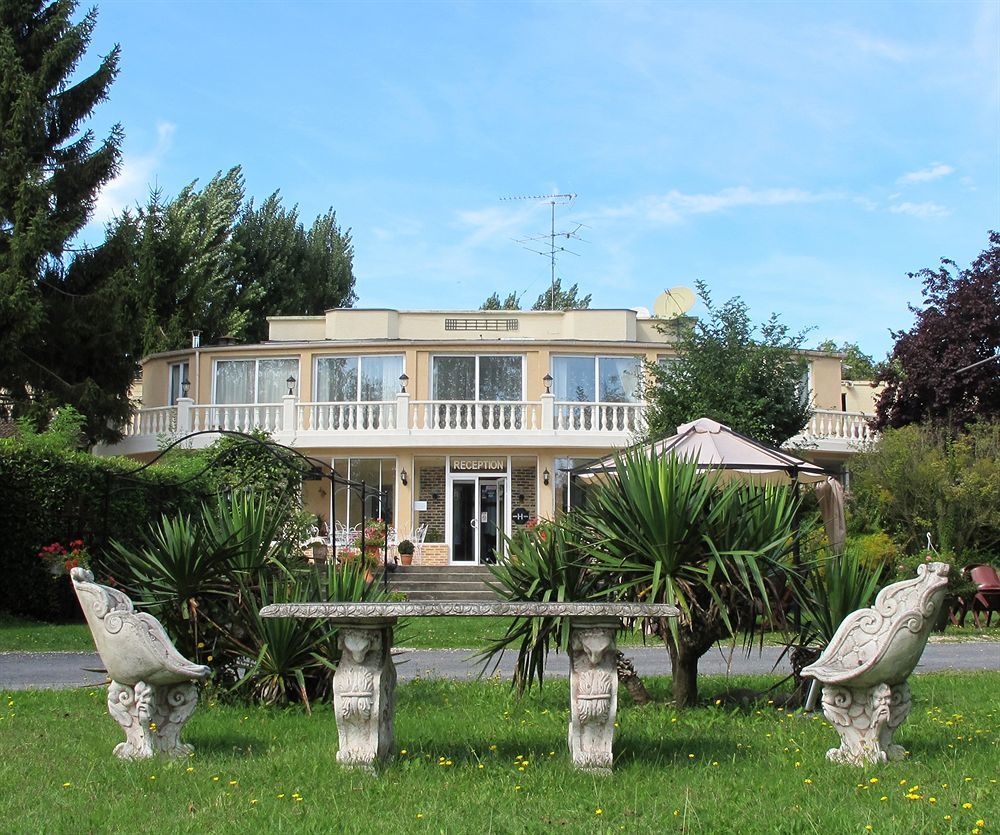 Hotel Acostel Meaux Exterior photo